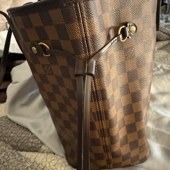 Louis Vuitton Brown Checkered Tote with new wallet - Picture 3 of 9